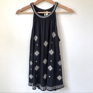 Ann Taylor LOFT Embroidered Sleeveless Blouse, Size M